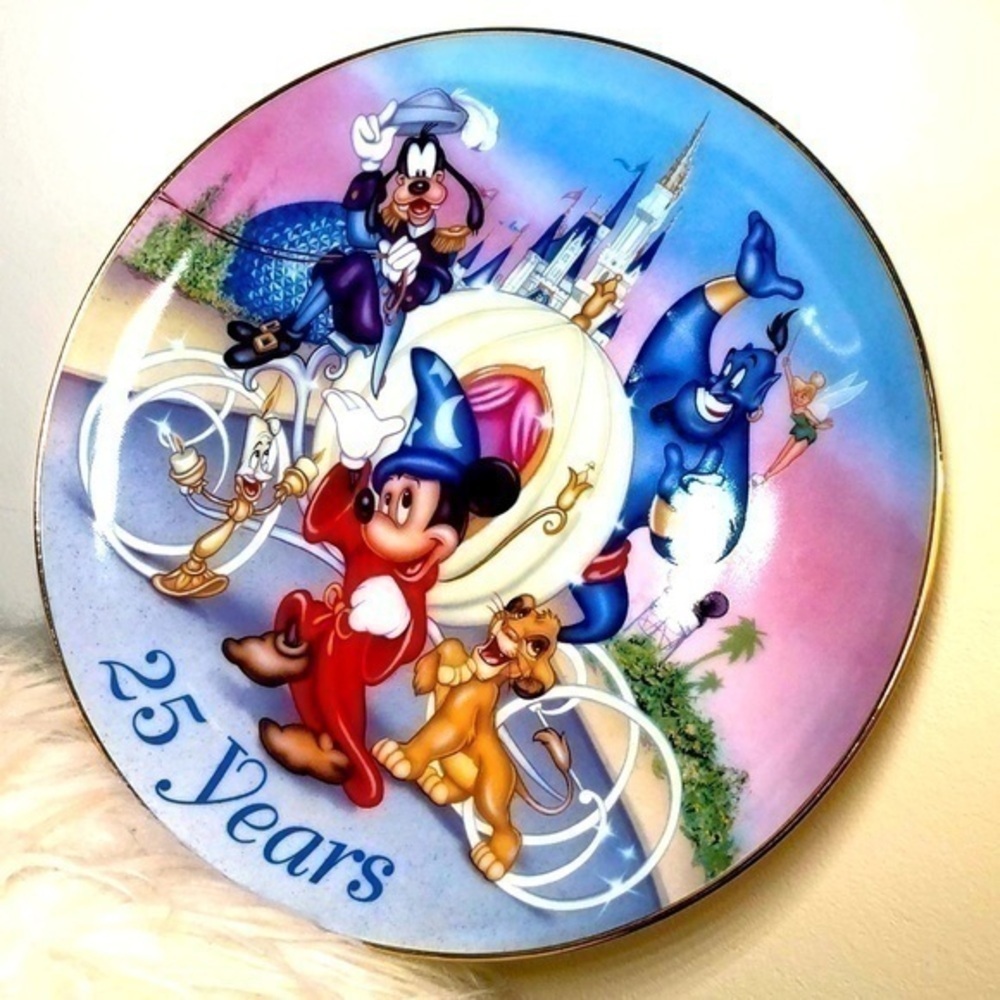 DISNEY | 1996 Walt Disney World 25th Anniversary ‘..remember the magic’ Plate